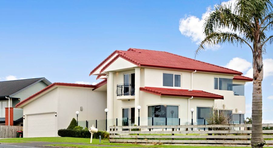  at 285 Hill Road, The Gardens, Auckland