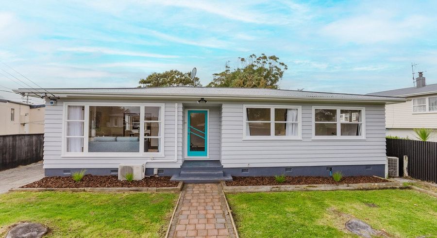  at 51 Eatwell Avenue, Paraparaumu Beach, Kapiti Coast, Wellington