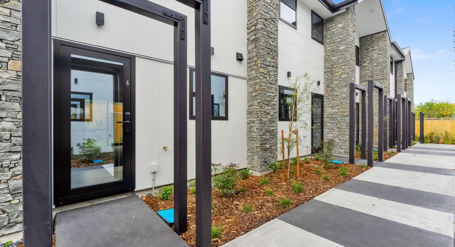  at 10 Fathom Place, Te Atatu Peninsula, Waitakere City, Auckland