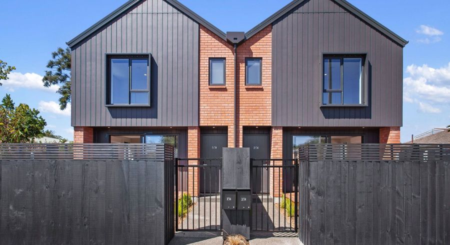  at 2/34 Peer Street, Upper Riccarton, Christchurch