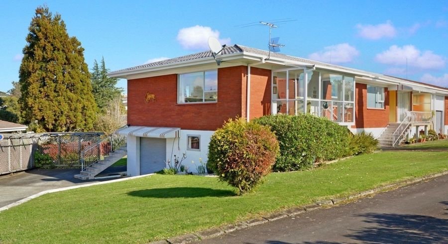  at 1/14 Pamela Place, New Lynn, Waitakere City, Auckland