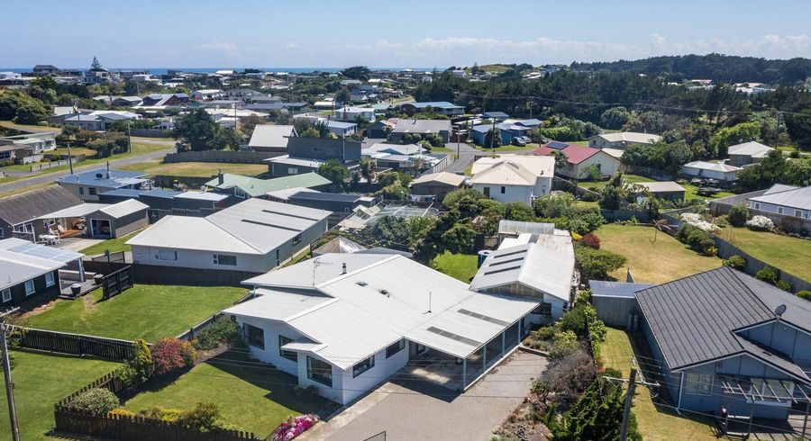  at 9 Chrystall Street, Foxton Beach, Foxton