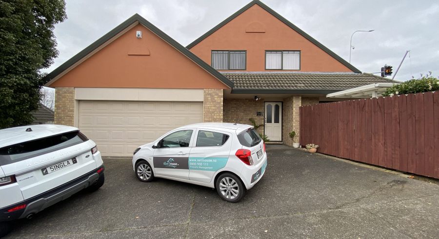 at 208 Botany Road, Botany Downs, Manukau City, Auckland