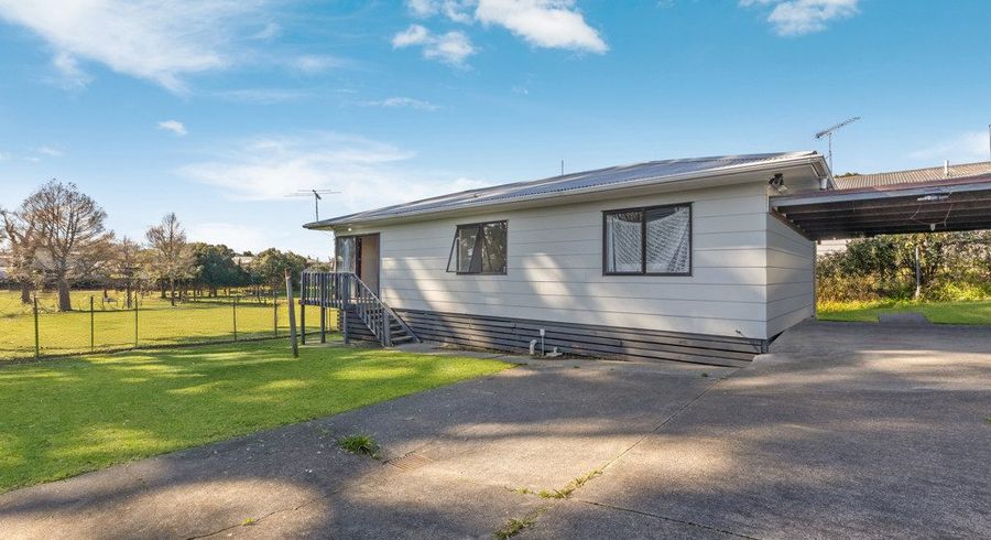  at 2/27 Christmas Road, Manurewa, Manukau City, Auckland
