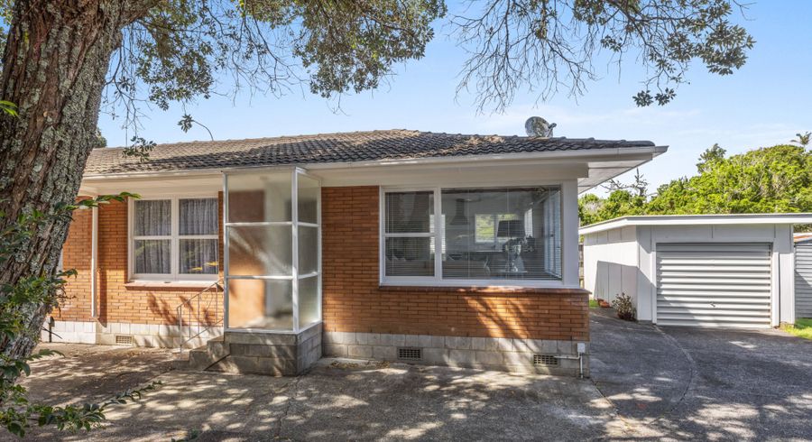  at 4/760 Beach Road, Browns Bay, North Shore City, Auckland