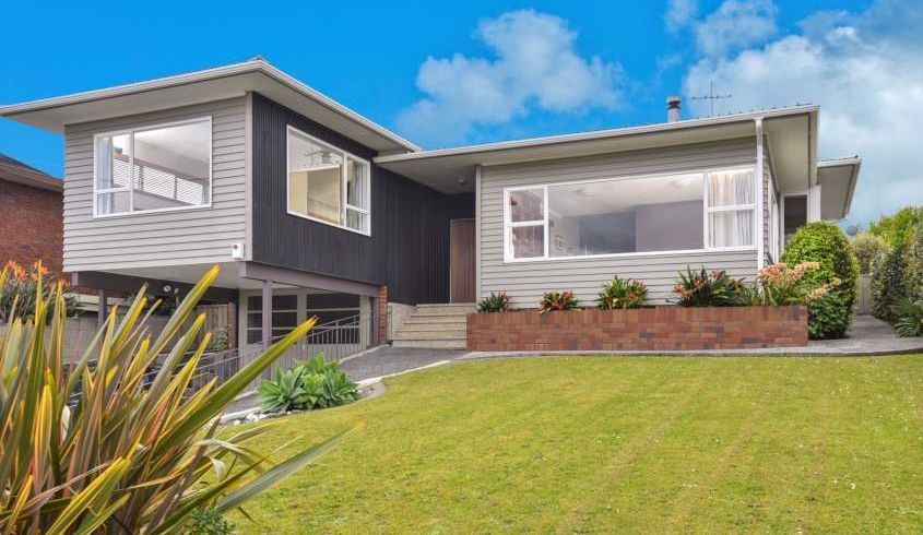  at 12 Currey Crescent, Milford, North Shore City, Auckland