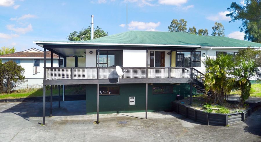  at 10 Claverdon Drive, Massey, Auckland