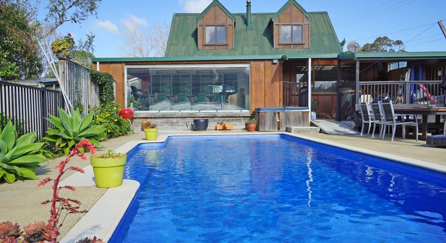  at 223 Pine Valley Road, Dairy Flat