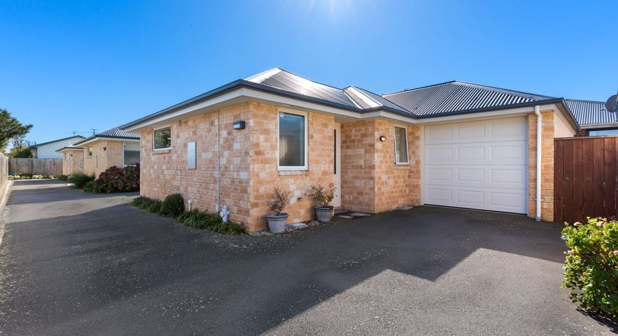  at 2/280 Halswell Road, Halswell, Christchurch City, Canterbury