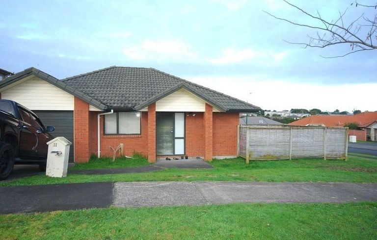  at 11 Carrick Glen Ave, Flat Bush, Manukau City, Auckland