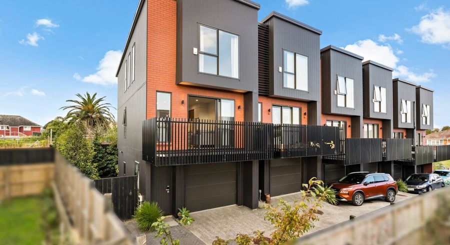  at 8F Delemere Place, Glen Innes, Auckland City, Auckland