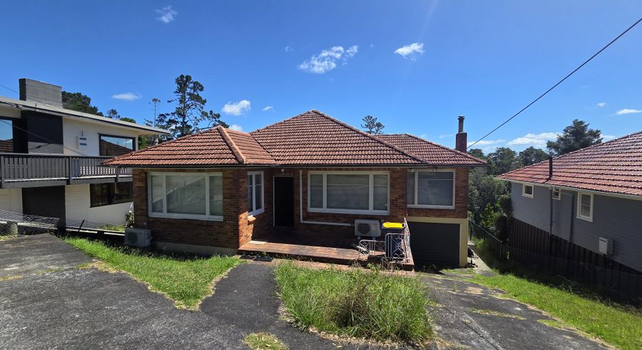  at 207 Titirangi Road, Titirangi, Waitakere City, Auckland