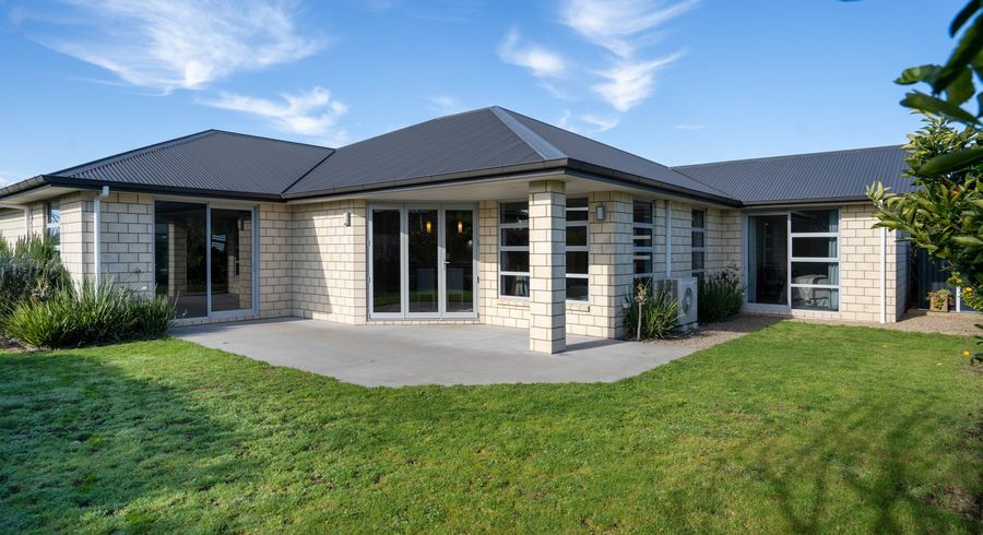  at 28 Pengover Avenue, Leamington, Cambridge