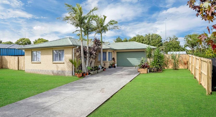  at 9 Hawkley Close, Flat Bush, Manukau City, Auckland