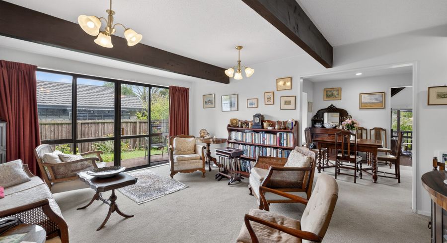  at 302 Lake Terrace Road, Shirley, Christchurch City, Canterbury