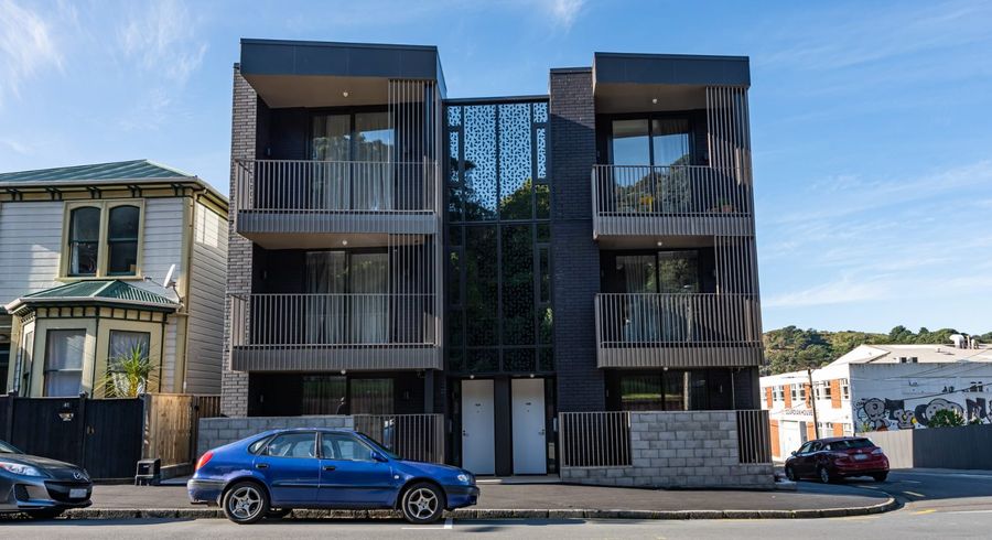  at 82 Rugby Street, Mount Cook, Wellington