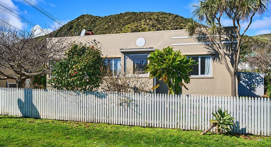  at 7 Ames Street, Paekakariki, Kapiti Coast, Wellington