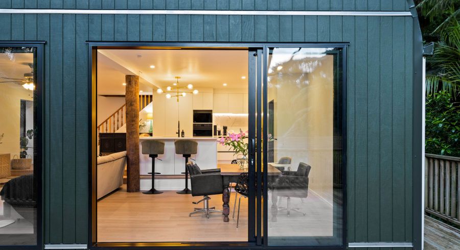  at 78 Mountain Road, Henderson Valley, Waitakere City, Auckland