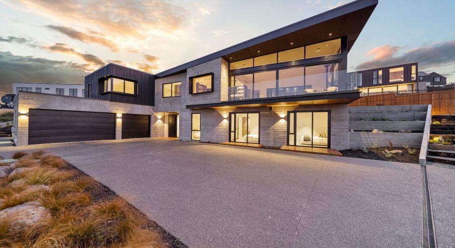  at 5 Loader Lane, Sumner, Christchurch City, Canterbury