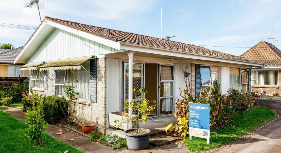  at 44 Fifth Avenue, Enderley, Hamilton