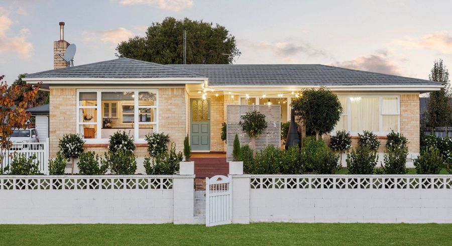  at 54 Chaucer Street, Cambridge, Waipa, Waikato