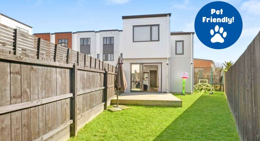  at 9/3 Abbotleigh Avenue, Te Atatu Peninsula, Waitakere City, Auckland