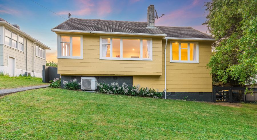  at 22 Thompson Grove, Ranui, Porirua