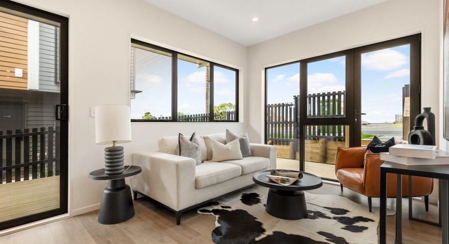  at 4/145 Carlisle Road, Northcross, North Shore City, Auckland