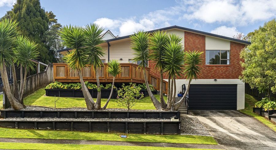  at 100 Heta Road, Highlands Park, New Plymouth