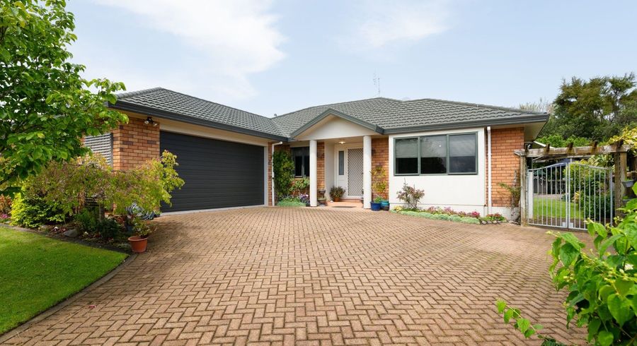  at 11 Ben Lomond Place, Nawton, Hamilton
