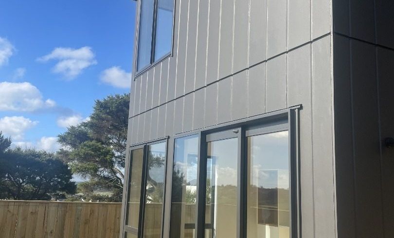  at 46 Morus Rd, Massey, Waitakere City, Auckland