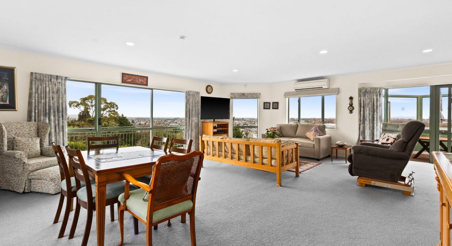  at 2/89 Churchill Drive, Taradale, Napier, Hawke's Bay