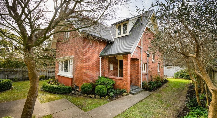  at 21 Batt Street, West End, Palmerston North, Manawatu / Whanganui
