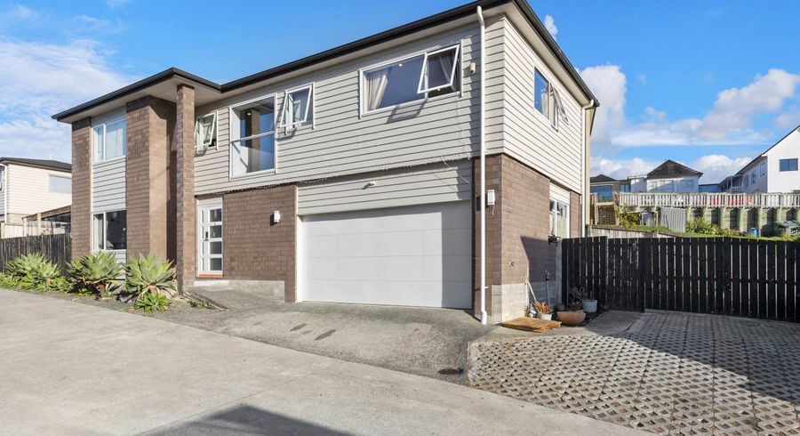  at 6 Stella Rise, Sunnyvale, Auckland