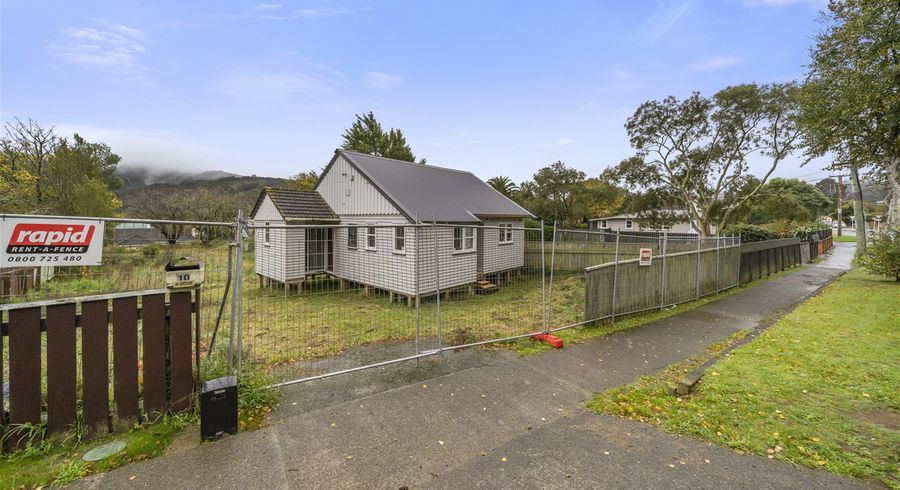  at 10 Coast Road, Wainuiomata, Lower Hutt