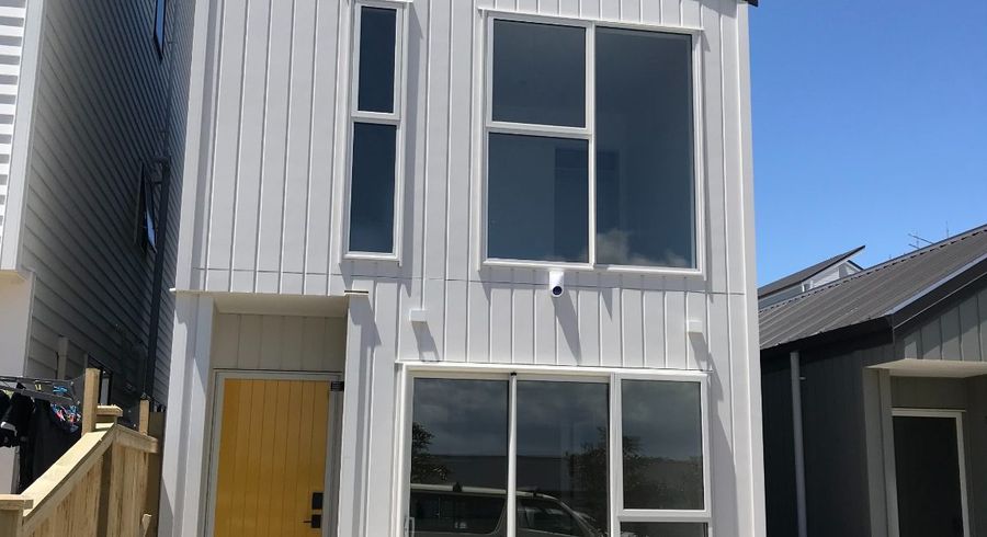  at 111 Tarapuka Road, Westgate, Waitakere City, Auckland