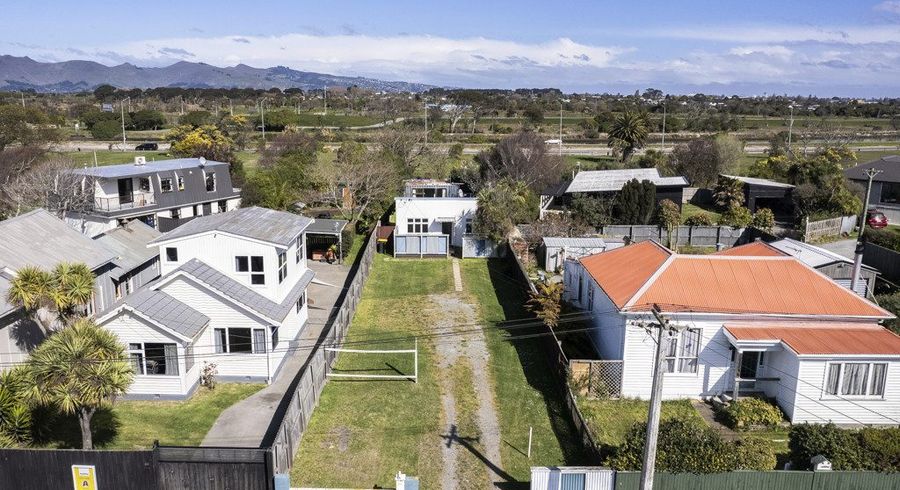  at 388 Keyes Road, New Brighton, Christchurch