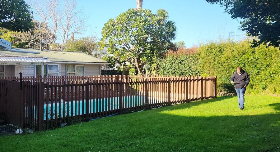  at 2/1569 Great North Road, Waterview, Auckland City, Auckland