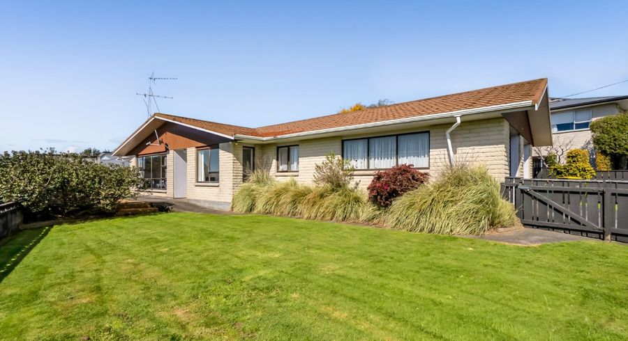  at 323 Mangorei Road, Merrilands, New Plymouth, Taranaki