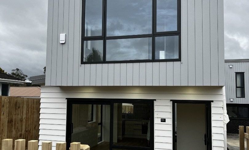  at 18D Penfold Place, Henderson, Waitakere City, Auckland