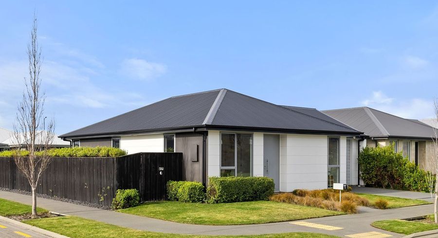  at 32 George West Square, Wigram, Christchurch