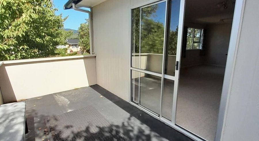 at 25 Hartford Crescent, Totara Park, Upper Hutt, Wellington