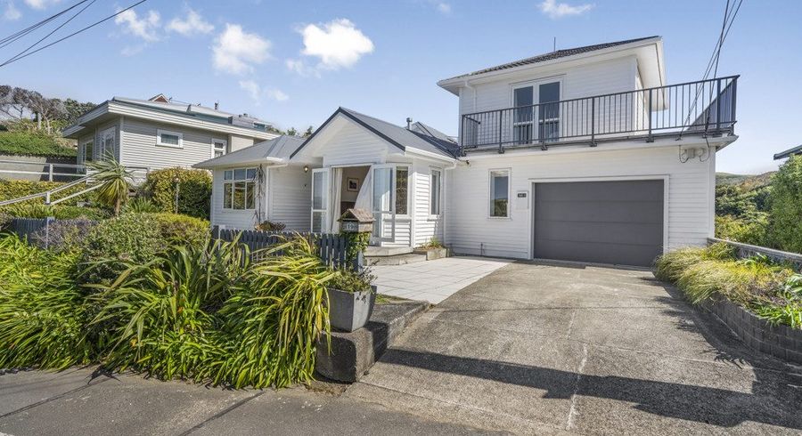  at 19 Maungaraki Road, Korokoro, Lower Hutt