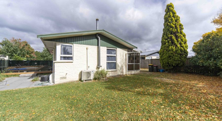  at 81 Oakfield Crescent, Pukete, Hamilton