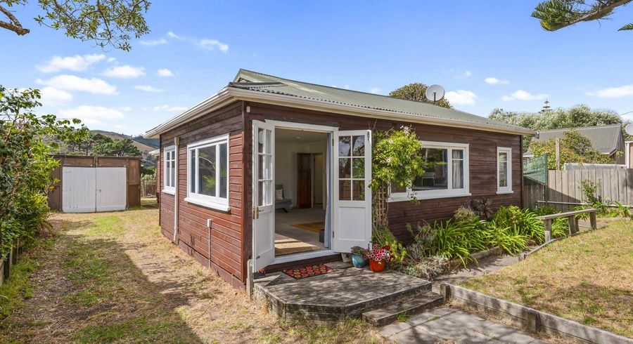  at 18 Forest Lane, Raumati South, Kapiti Coast, Wellington