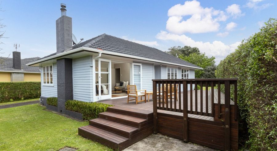  at 12 London Street, Te Atatu Peninsula, Auckland