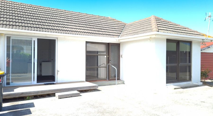  at 2/100 Oram Avenue, New Brighton, Christchurch City, Canterbury