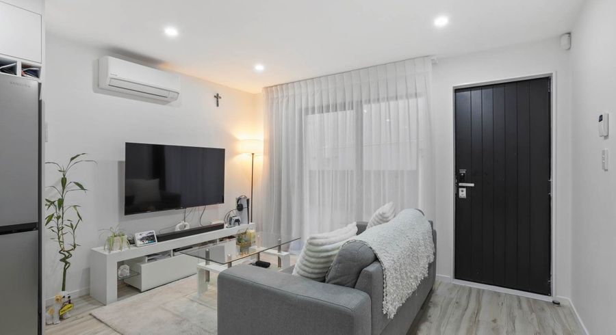  at 19c Farwood Drive, Henderson, Waitakere City, Auckland