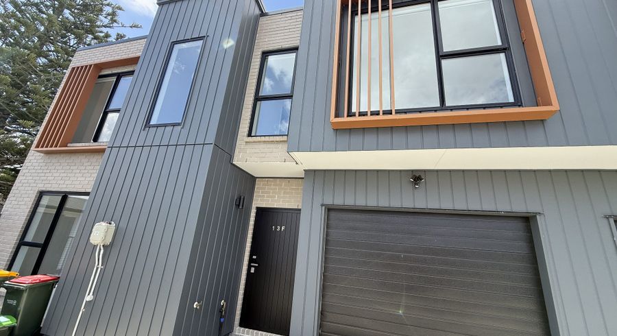  at 13F Glendhu road, Glenfield, North Shore City, Auckland