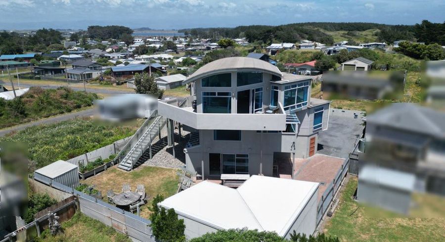  at 9 Trafalgar Street, Foxton Beach, Horowhenua, Manawatu / Whanganui